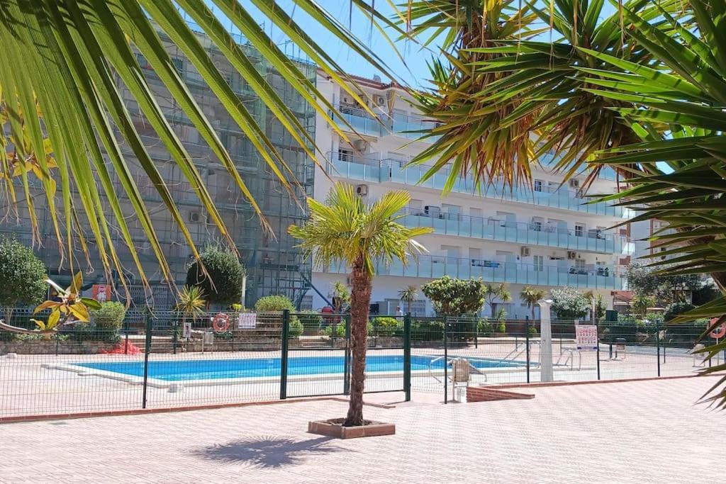 Alegre Apto Con Piscina, A 300M De La Playa. Blanes Eksteriør billede
